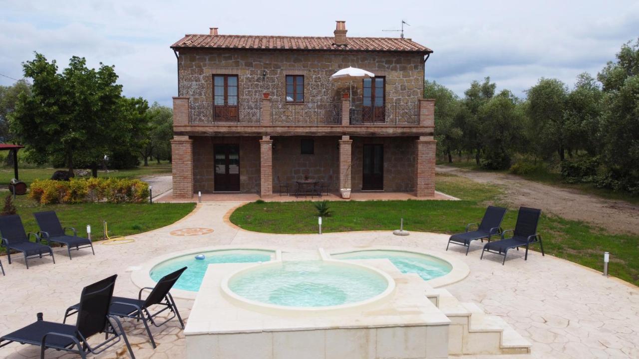 Agriturismo Tenuta Roccaccia Pitigliano Bagian luar foto