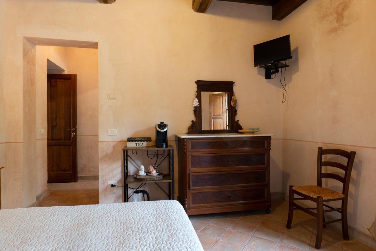 Agriturismo Tenuta Roccaccia Pitigliano Bagian luar foto